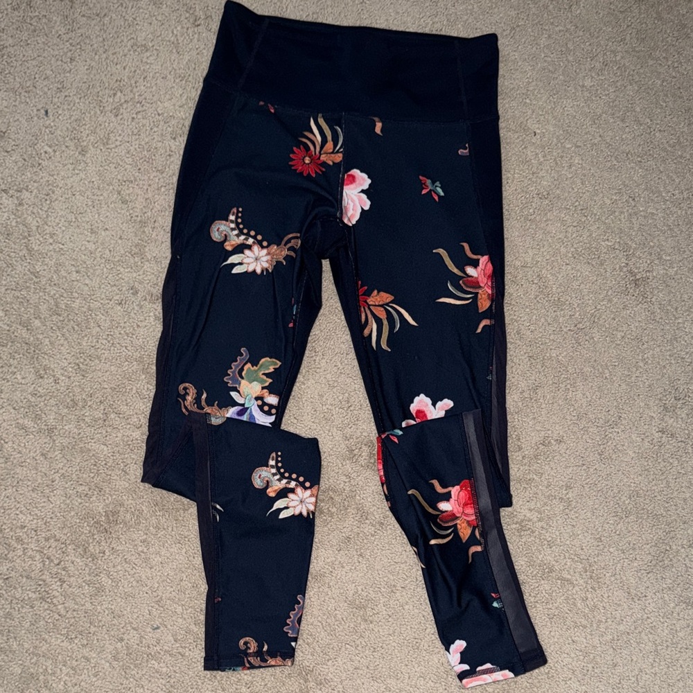 Lululemon navy Floral High-Waisted Leggings